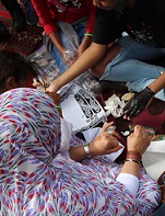 Emakumeen garrantzia, erradikalizazioaren lehen zantzuak antzematen