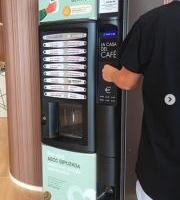 Kafe-makina bat minbiziari aurre egiteko