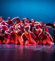 Dantza Ikuskizuna: Muxuka