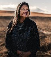 Luminiszenteak erakusketa