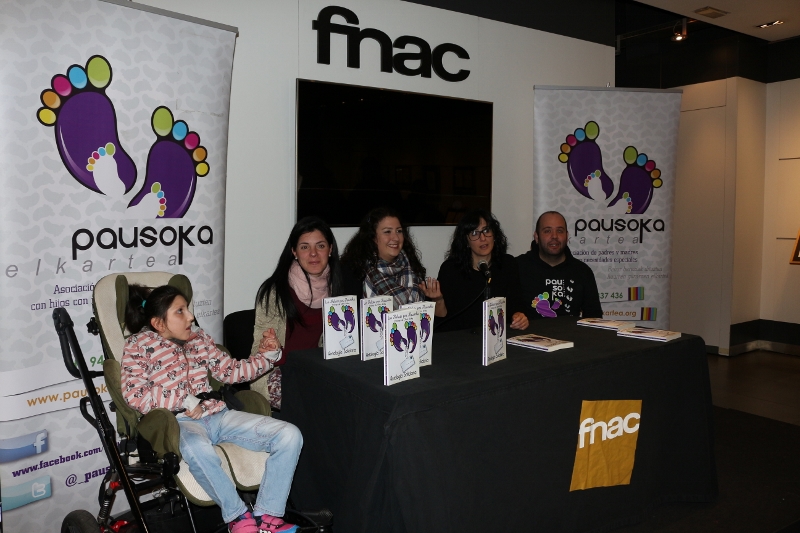 160226_GipuzkoaSolidarioa_550_Presentación_Libro_B0002