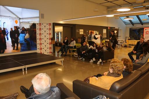 20160320_GipuzkoaSolidarioa_Día_Internacional_de_la_Felicidad_Tabakalera_B22