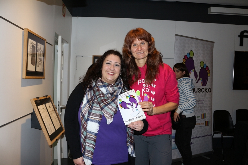 160226_GipuzkoaSolidarioa_550_Presentación_Libro_B0004