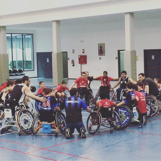 34192224_2084840398430081_6251054320683319296_n