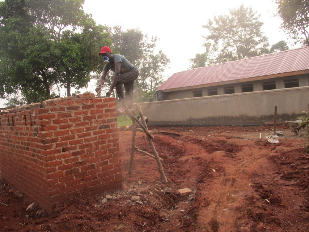 LETRINAS NAMUKUBEMBE EN CURSO