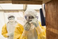 STOP EBOLA: LARRIALDIA / EMERGENCIA