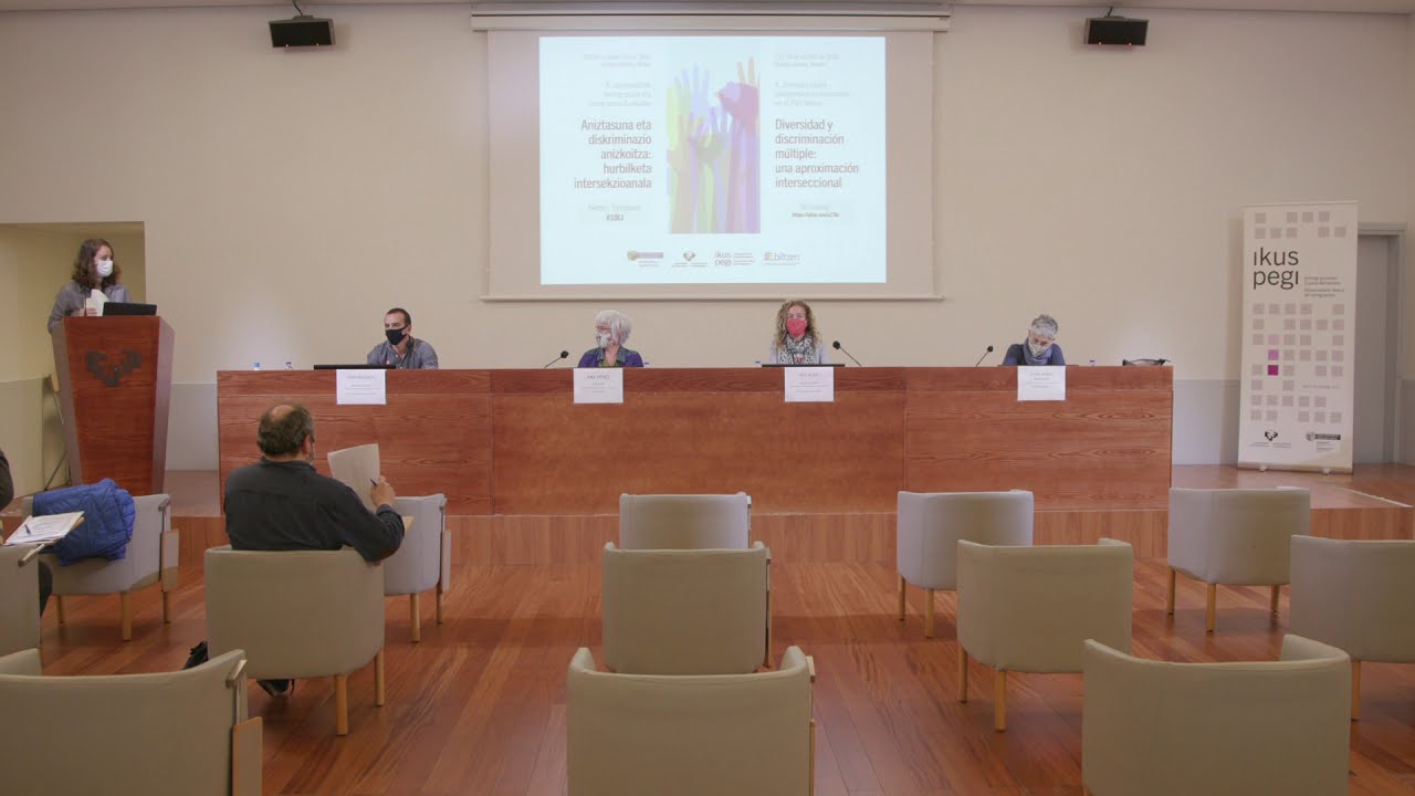 Mesa redonda. Infancia y adolescencia: Claves ante comportamientos discriminatorios