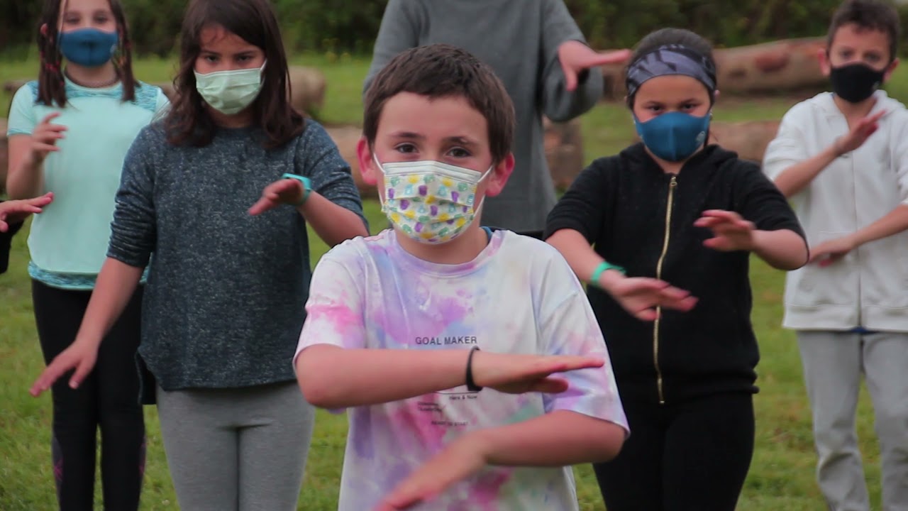 Orereta Ikastola: ETS- &quot;Zurekin batera!&quot; zeinu hizkuntzan