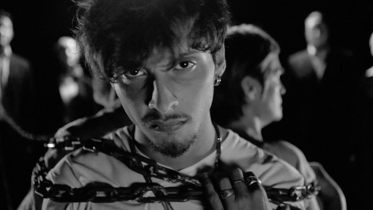 AYAX- DESAHUCIO (PROD DJ KERU) | VIDEOCLIP #CARAYCRUZ